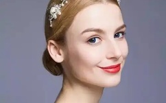 女教师被学生连续糟蹋电影